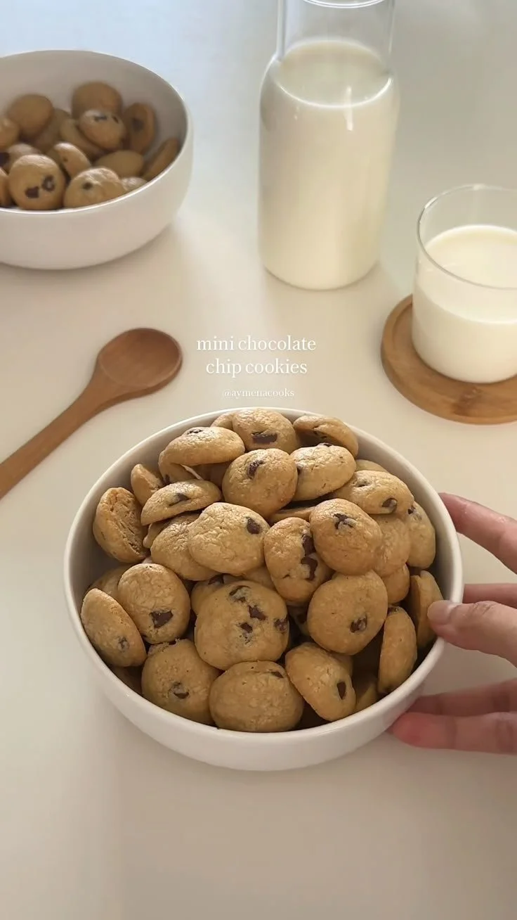 Mini Chocolate Chip Cookies